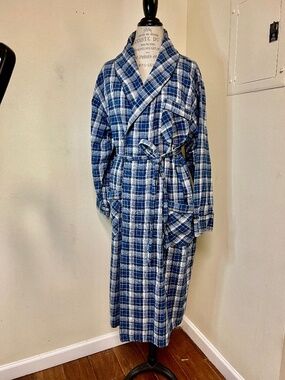 St.John's Bay Unisex Flannel Long Sleeve Long Length Robe One Size